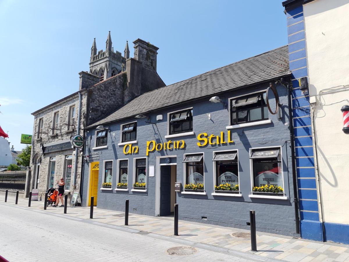 Ridge-Rock Accommodation Carrick-on-Shannon Exterior foto